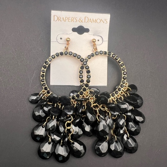 drapers & damons Jewelry - 5/$25 Draper's & Damon's Black and Gold Dangle Earrings